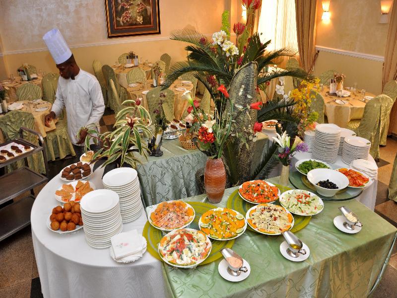 Chelsea Hotel Abuja Extérieur photo