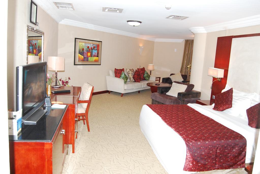 Chelsea Hotel Abuja Chambre photo