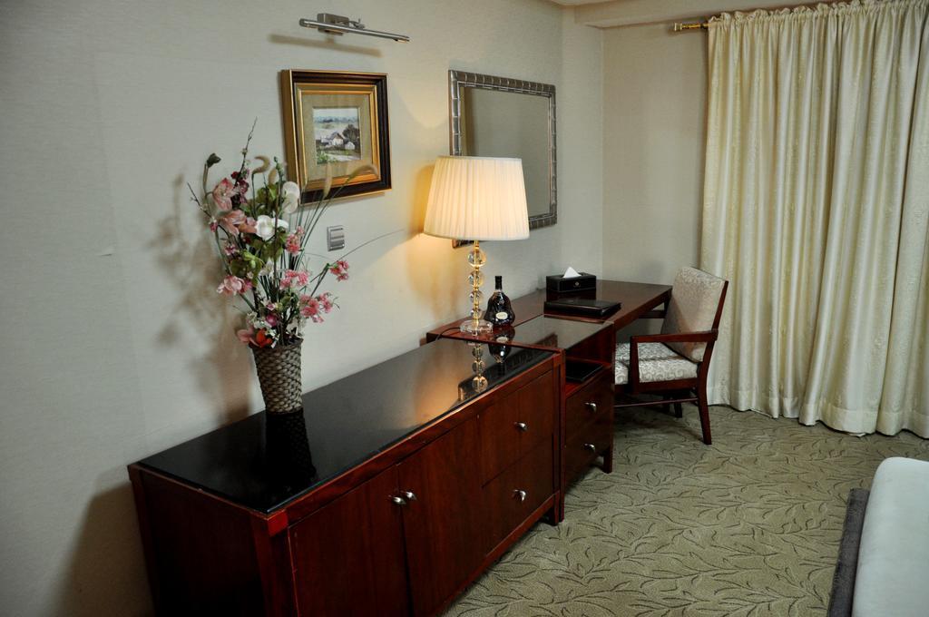 Chelsea Hotel Abuja Chambre photo