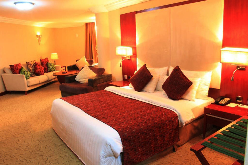 Chelsea Hotel Abuja Extérieur photo