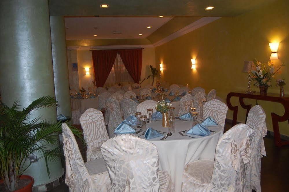 Chelsea Hotel Abuja Extérieur photo