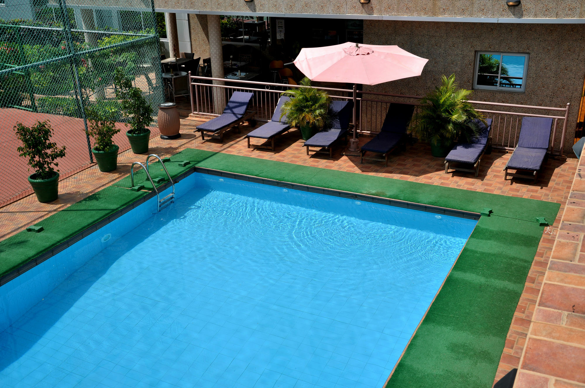 Chelsea Hotel Abuja Extérieur photo