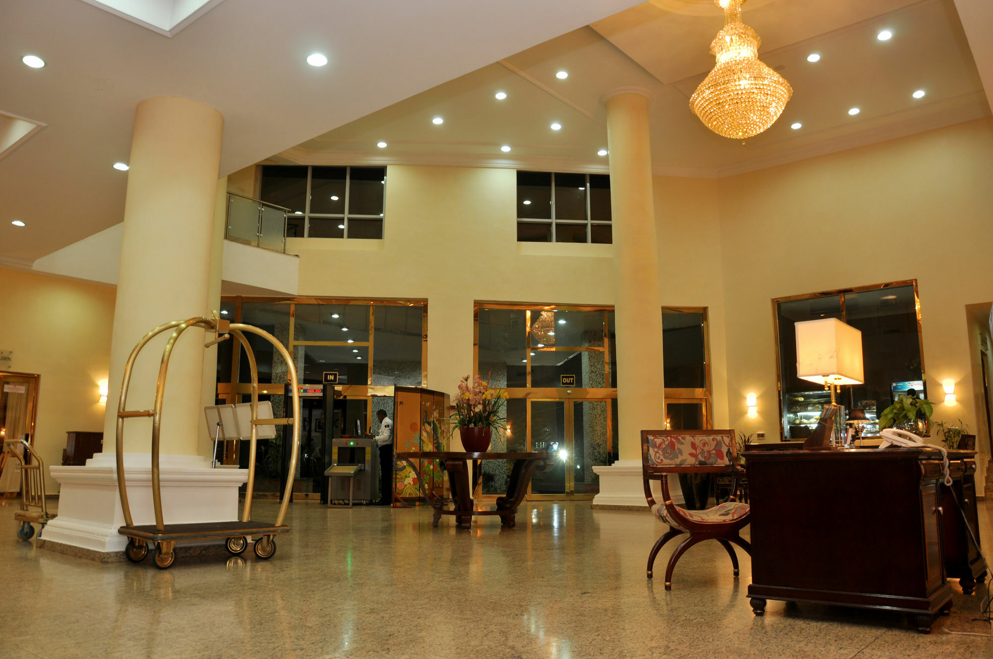 Chelsea Hotel Abuja Extérieur photo
